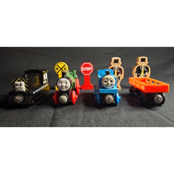 Thomas & Friends Other - Thomas The Train Wooden Magnetic Trains Lot of 8 Thomas, Mavis, Trevor & More!